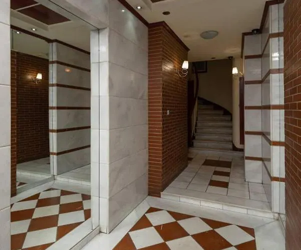 Endless View Center *